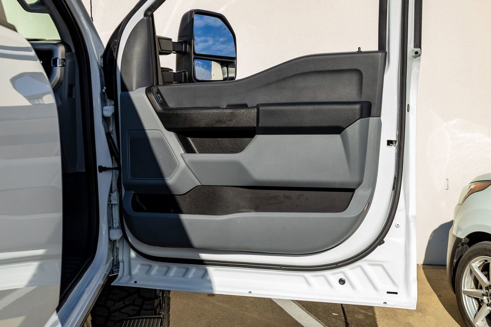 Used 2024 Ford F250 XL w/ XL Off-Road Package image 32