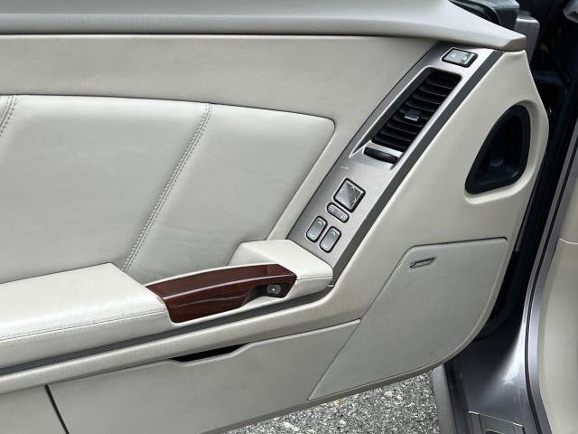 Used 2005 Cadillac XLR image 12
