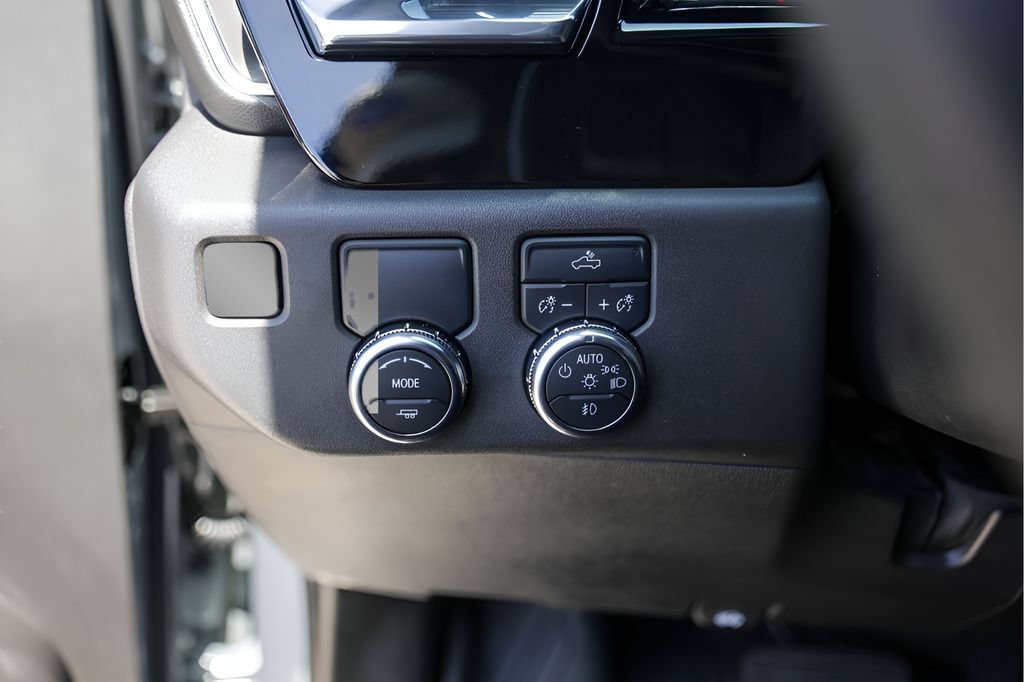 Used 2024 GMC Sierra 1500 Elevation RWD image 15