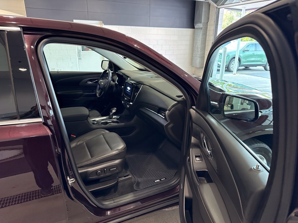 Used 2018 Chevrolet Traverse Premier AWD/4WD image 12