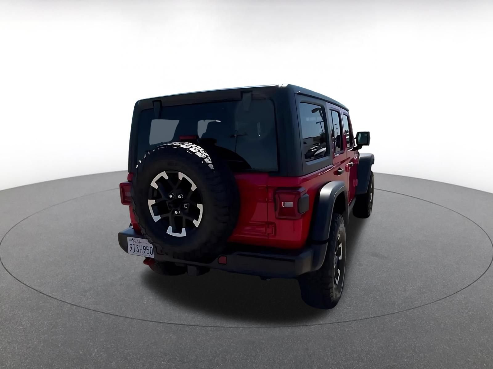 Used 2025 Jeep Wrangler Unlimited Rubicon AWD/4WD image 15