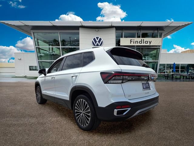 Certified 2025 Volkswagen Taos SE FWD image 5