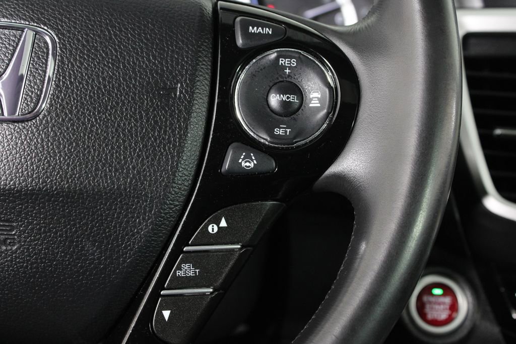 Used 2016 Honda Accord Touring image 27