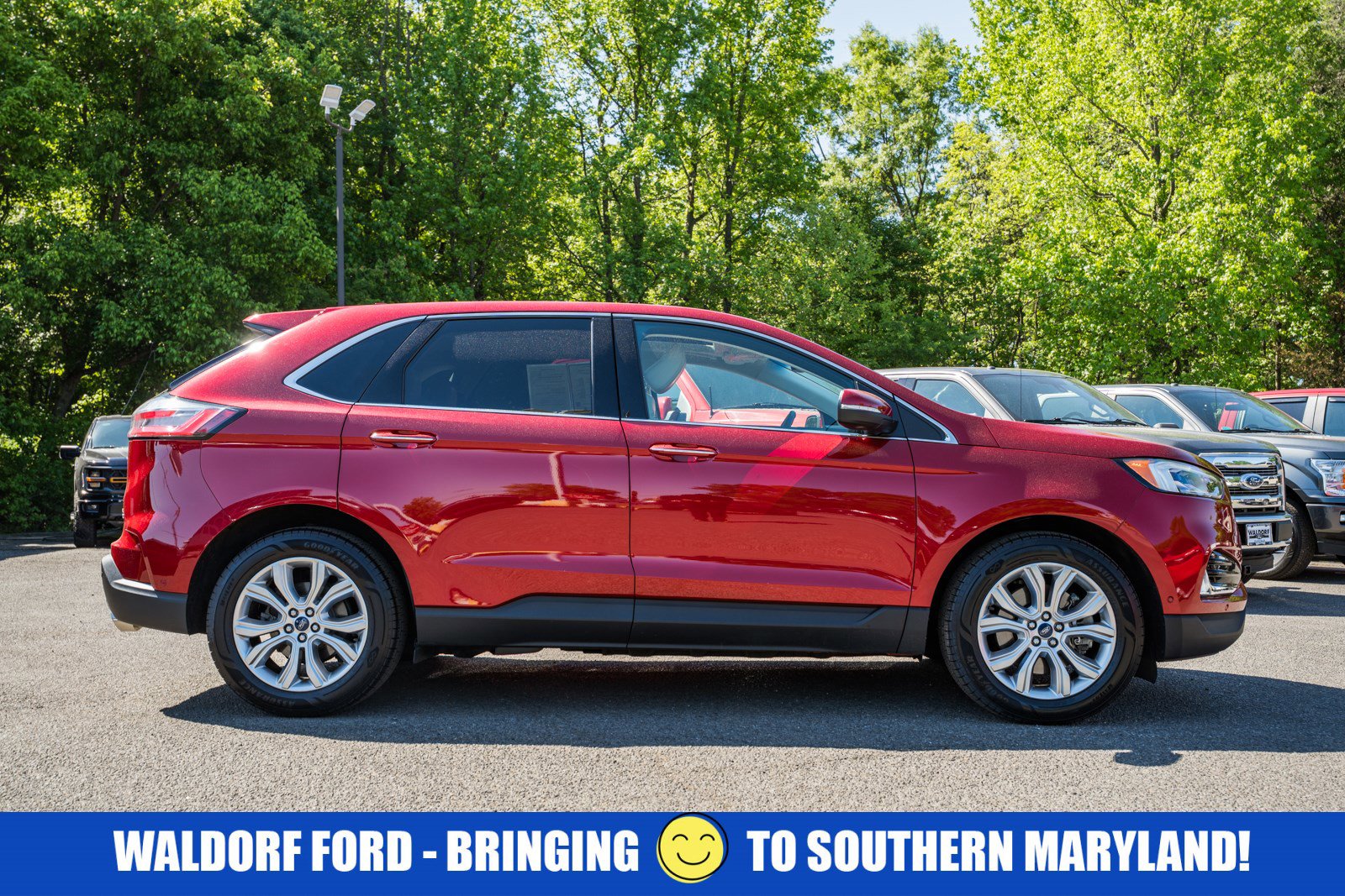 Certified 2020 Ford Edge Titanium w/ Equipment Group 301A AWD/4WD image 3