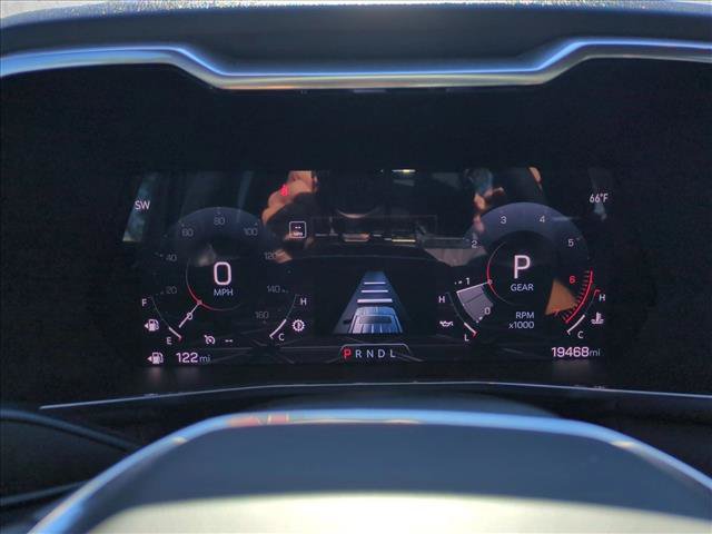 Used 2025 GMC Canyon Elevation RWD image 11
