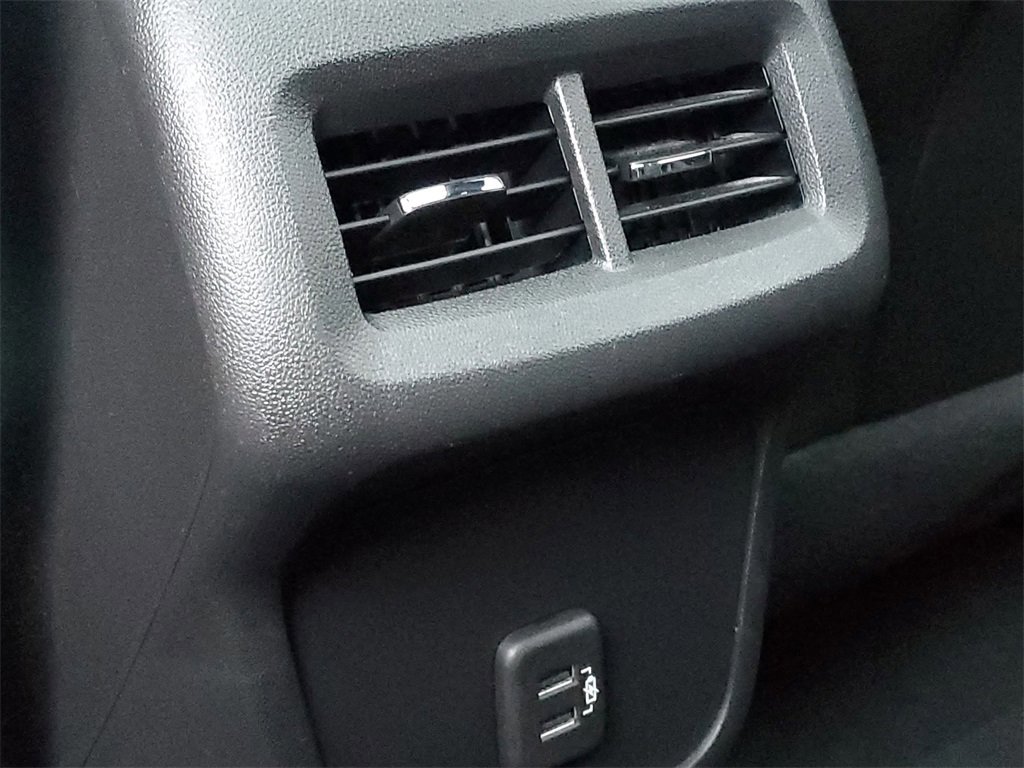 Certified 2024 Chevrolet Equinox RS w/ RS Leather Package image 21