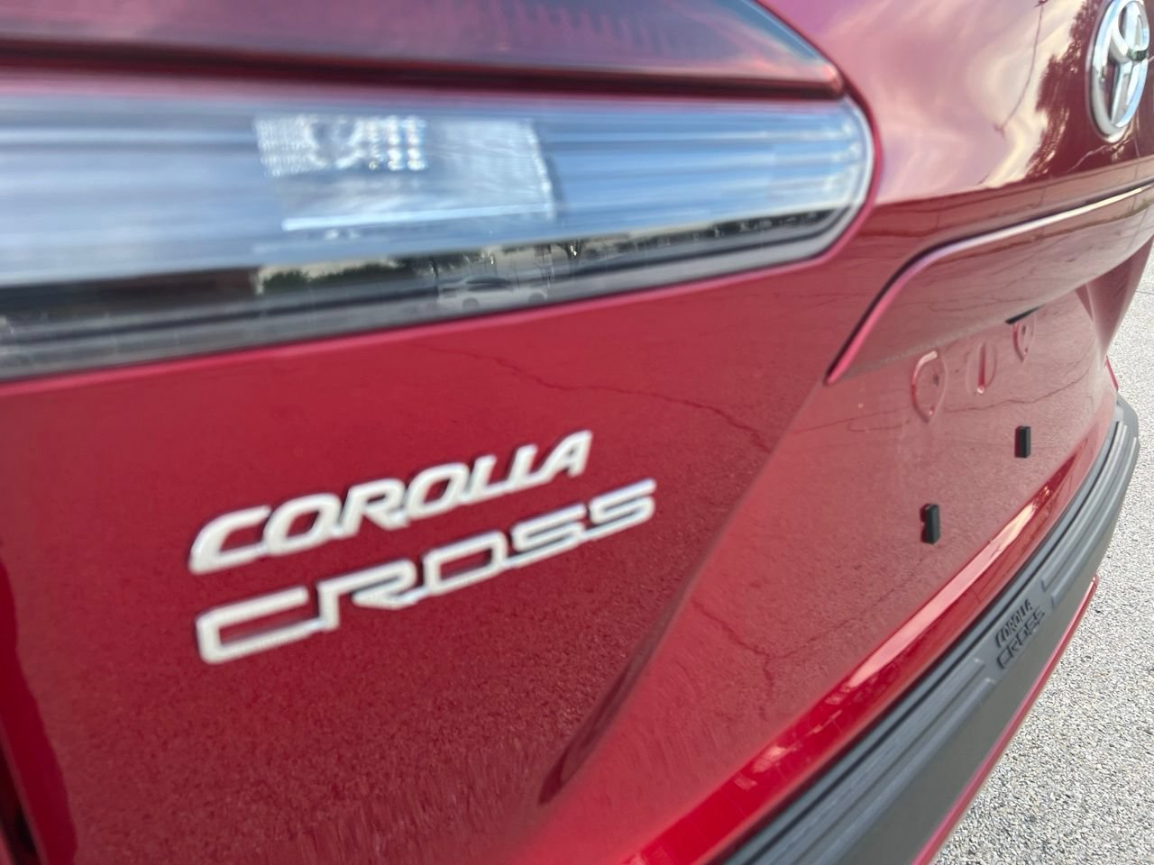 Used 2026 Toyota Corolla Cross LE FWD image 7