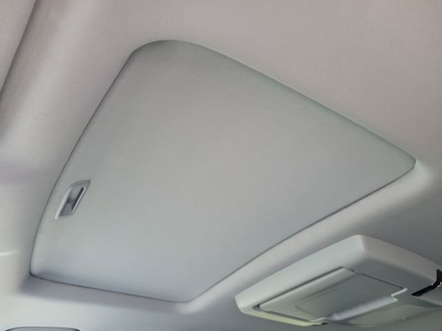 Used 2024 Honda Odyssey Touring image 38