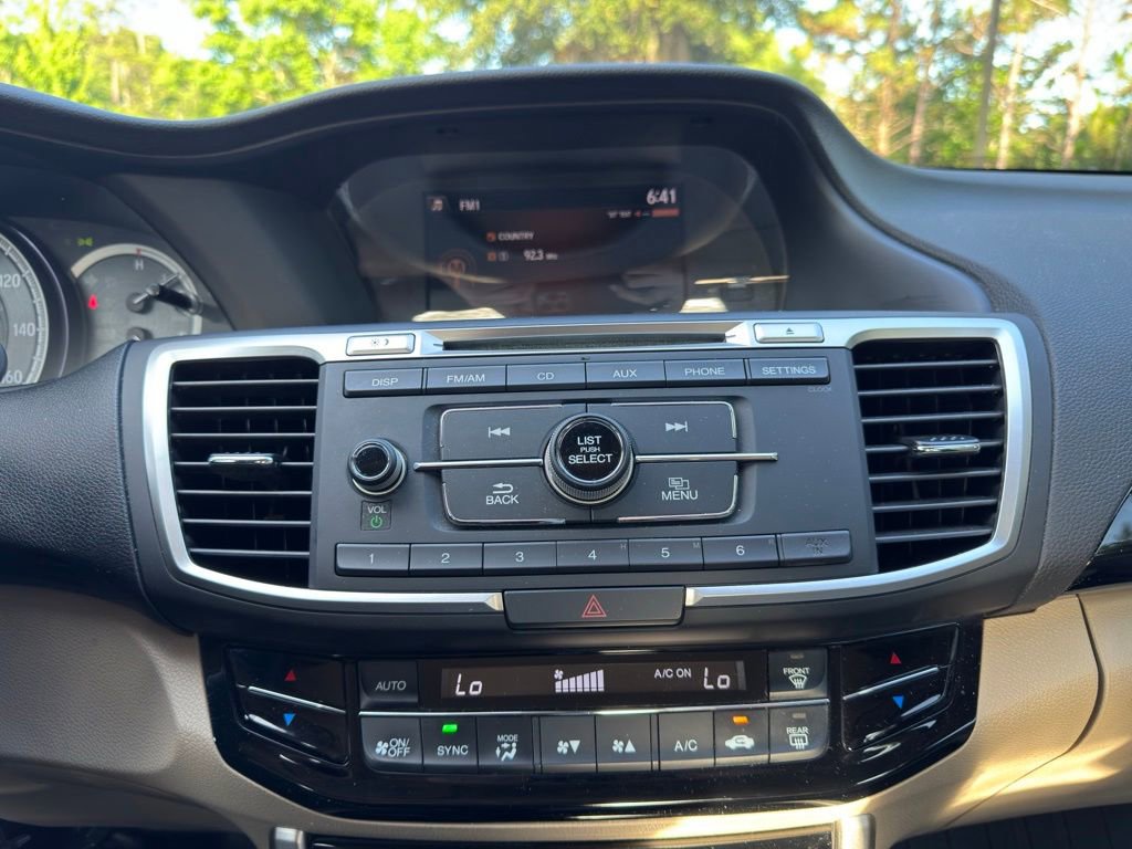 Used 2016 Honda Accord LX image 23