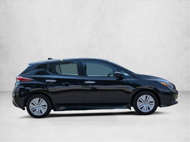 Used 2025 Nissan Leaf S FWD image 4