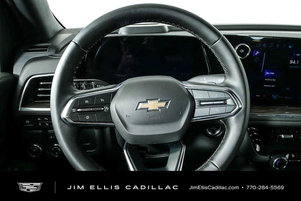 Used 2025 Chevrolet Tahoe LT RWD image 9
