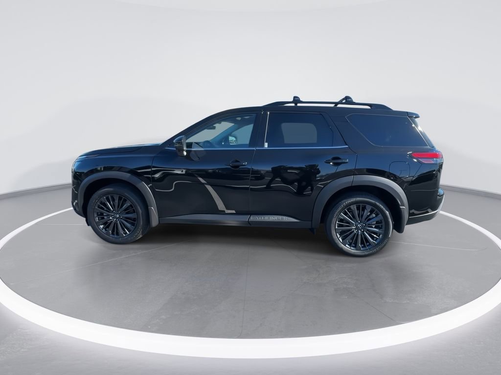 New 2026 Nissan Pathfinder SL image 5