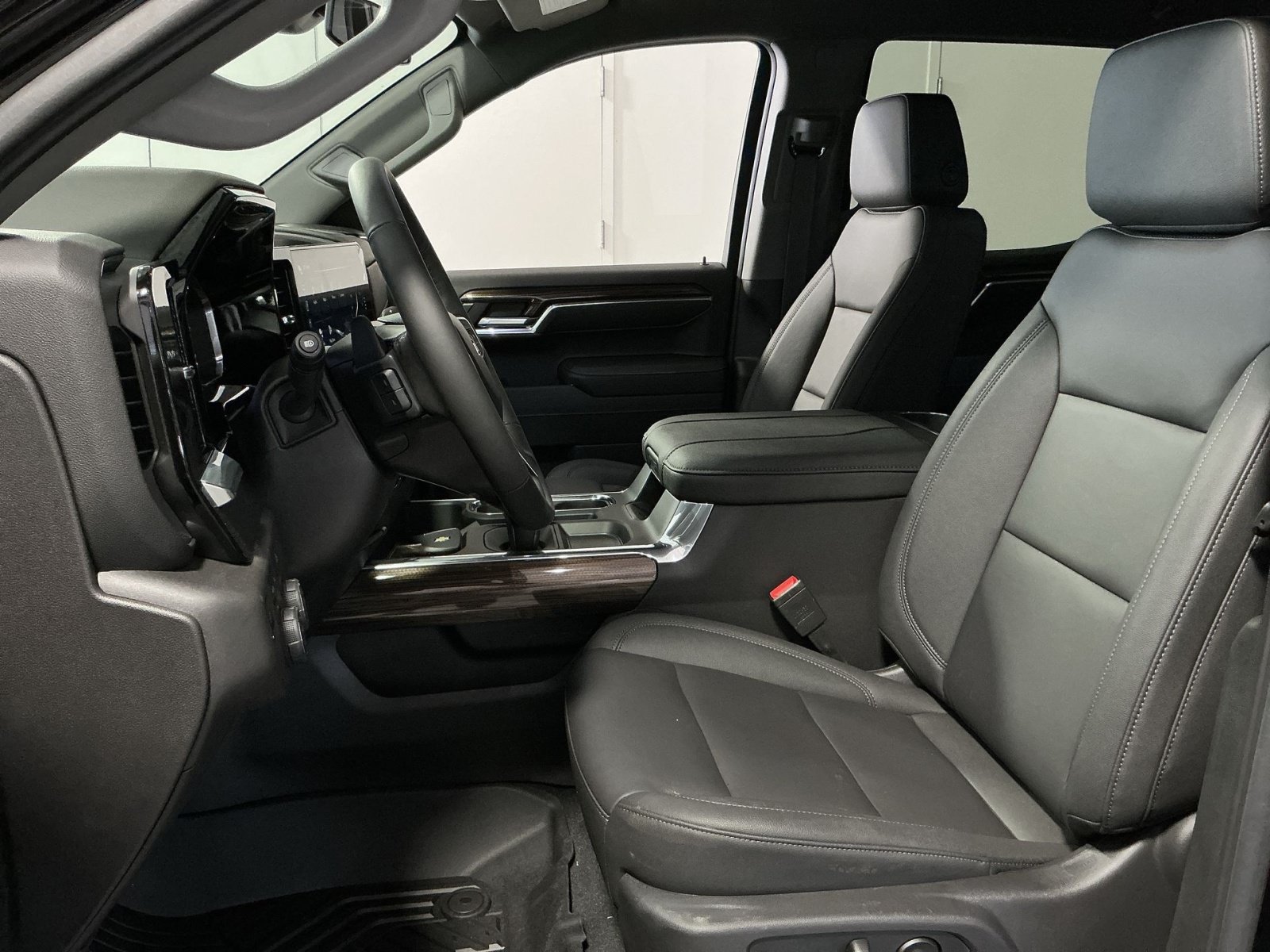 New 2026 Chevrolet Silverado 1500 LT Trail Boss w/ Convenience Package II AWD/4WD image 14