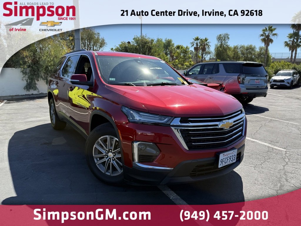 Certified 2023 Chevrolet Traverse LT image 1