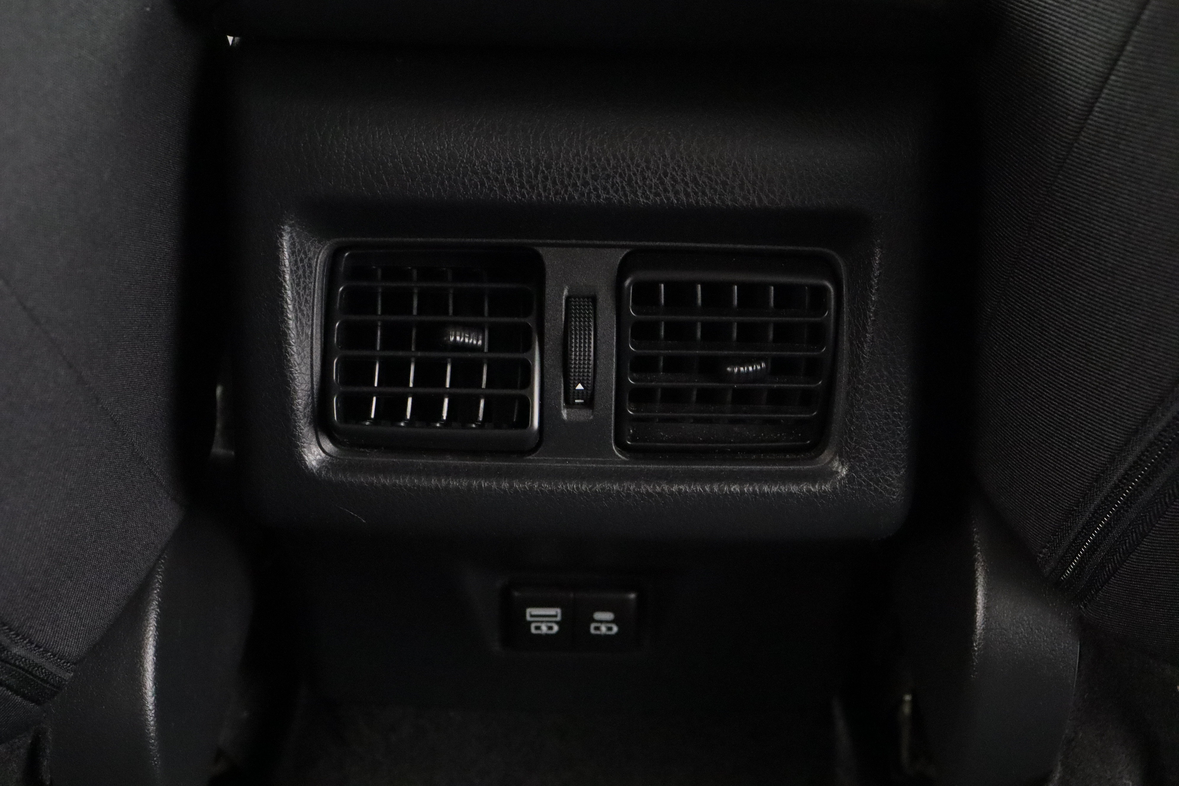 Certified 2025 Toyota Camry LE FWD image 27
