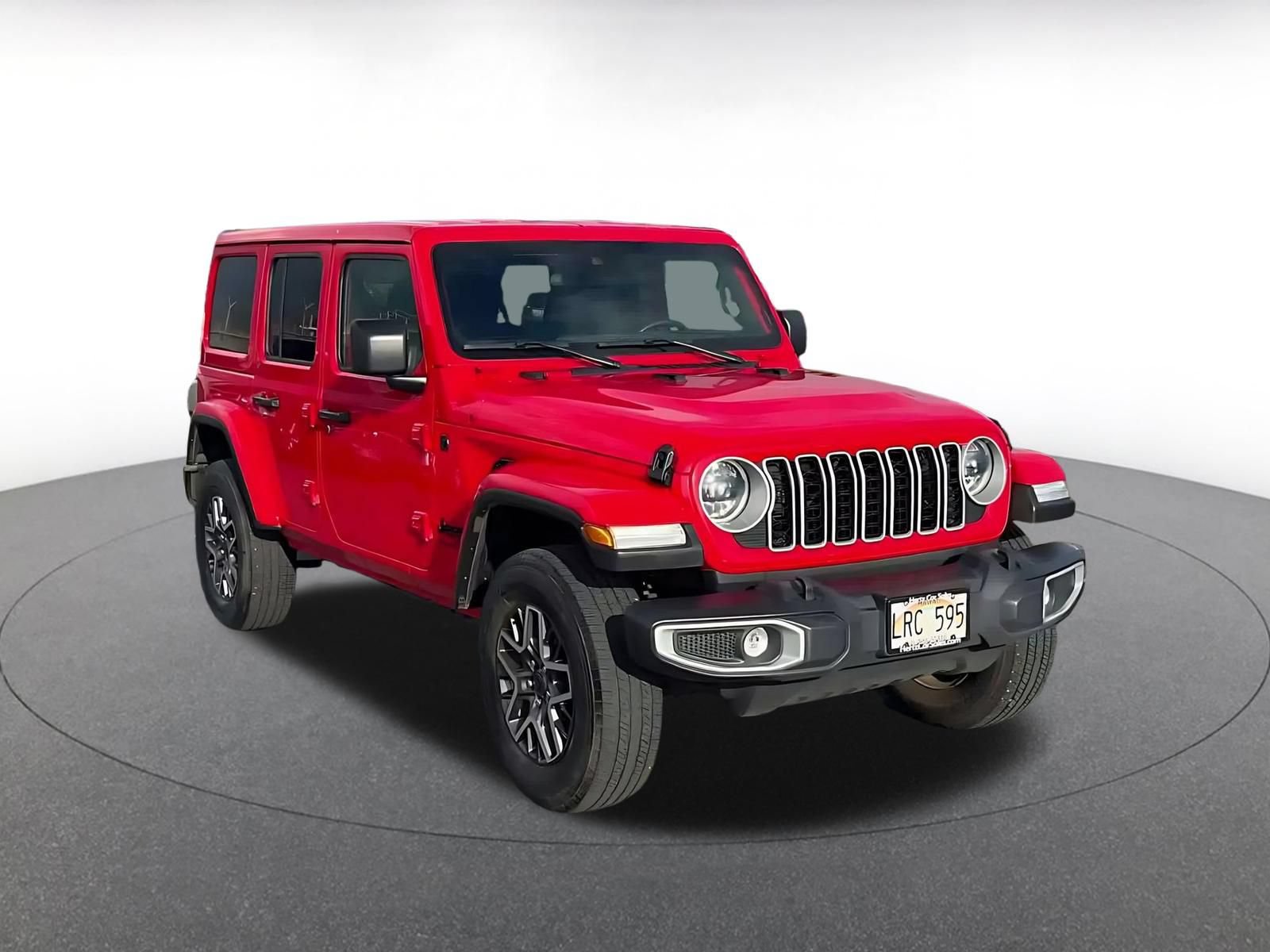 Used 2025 Jeep Wrangler Unlimited Sahara AWD/4WD image 3