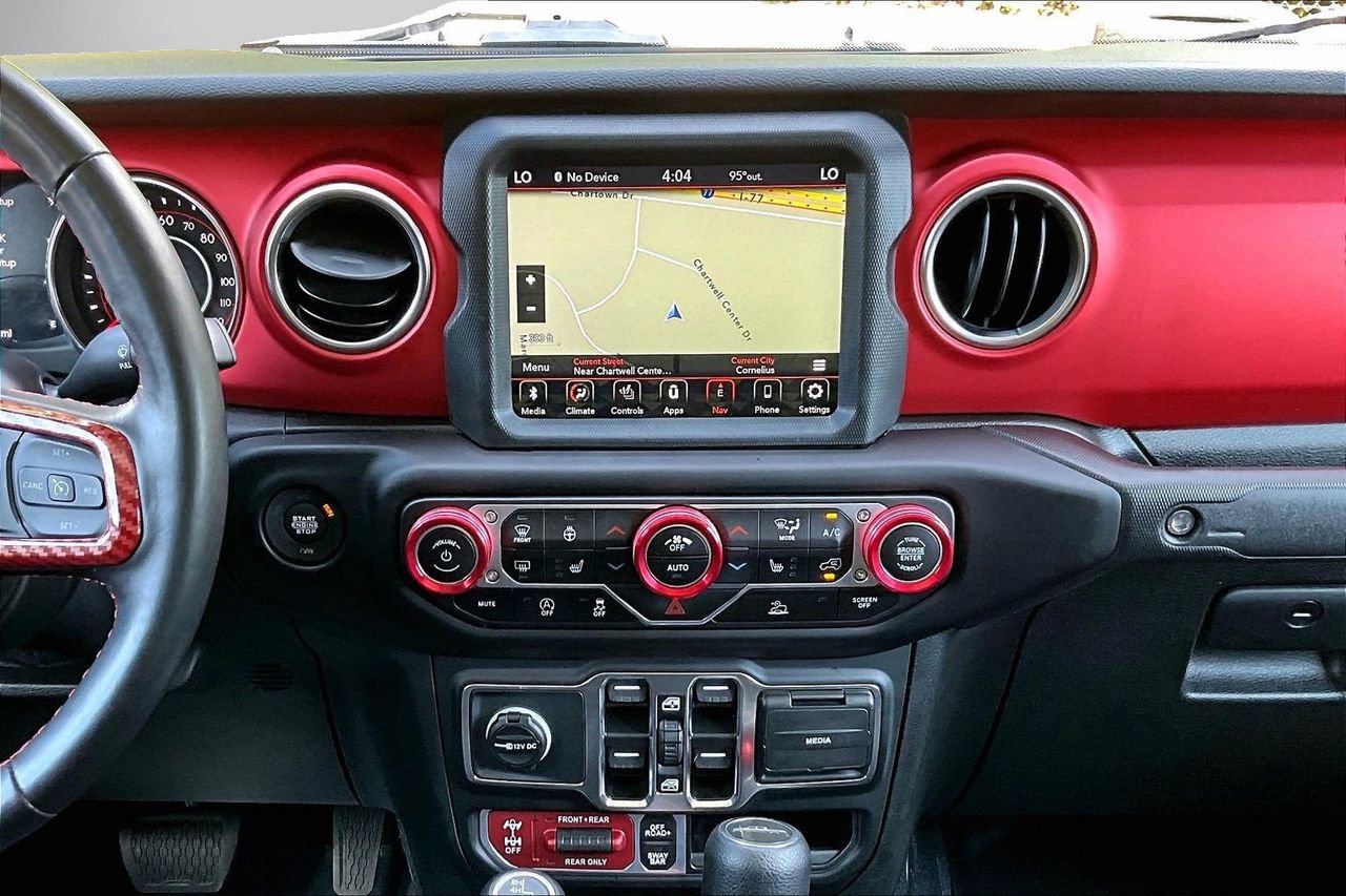 Used 2021 Jeep Gladiator Rubicon AWD/4WD image 12