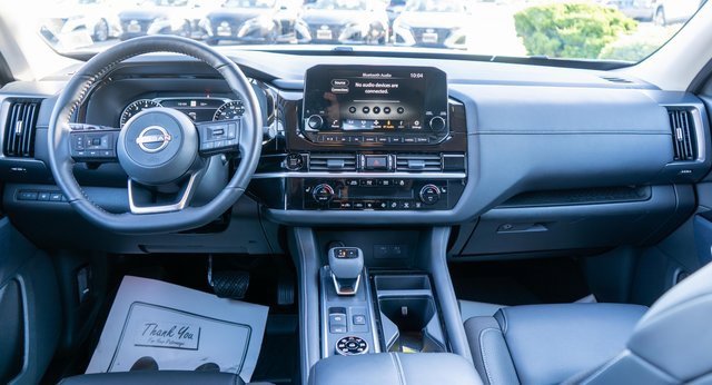 Certified 2025 Nissan Pathfinder SL image 15