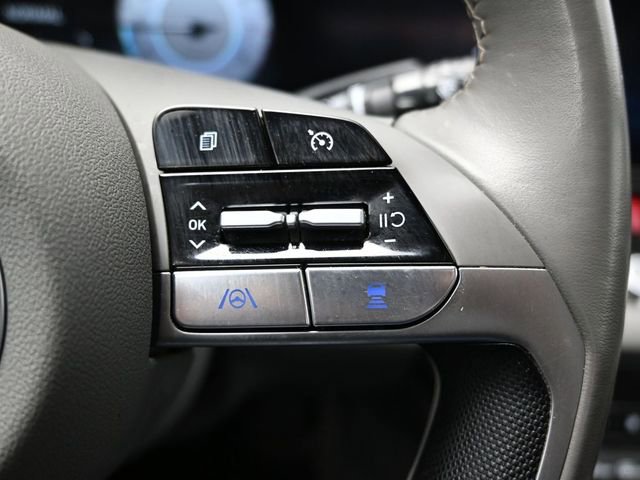 Used 2023 Hyundai Elantra SEL w/ Convenience Package FWD image 31