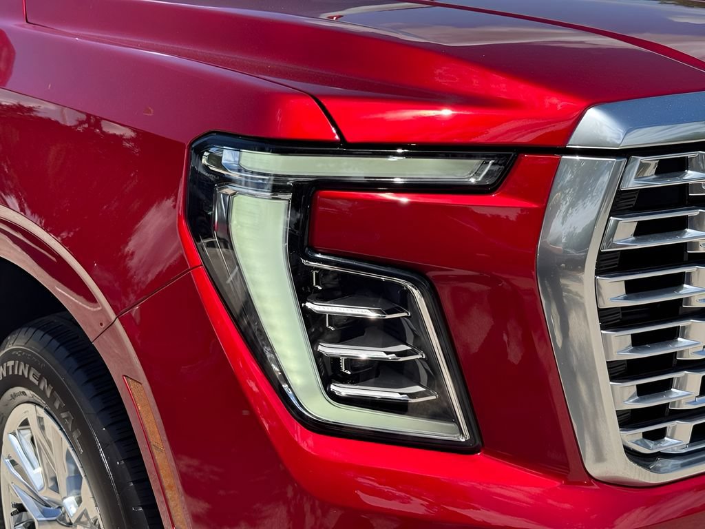 Used 2025 GMC Yukon Denali w/ Sun & Power Step Package RWD image 9