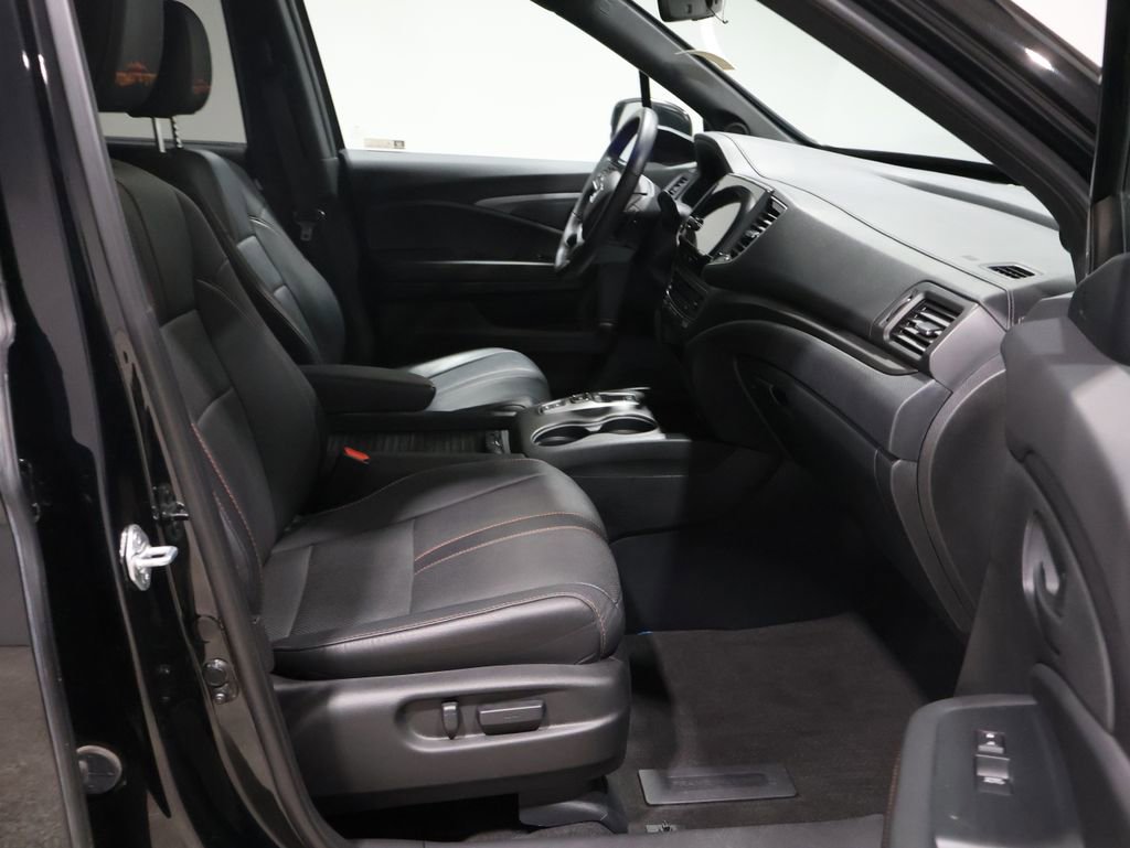 Used 2023 Honda Passport TrailSport image 22