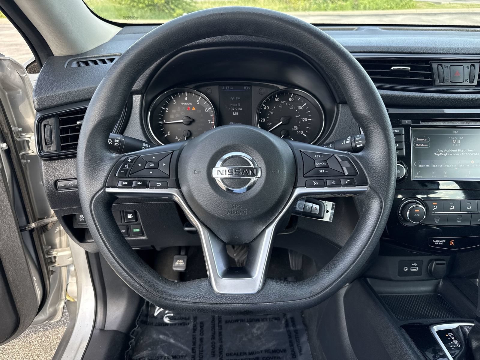 Used 2018 Nissan Rogue S AWD/4WD image 29