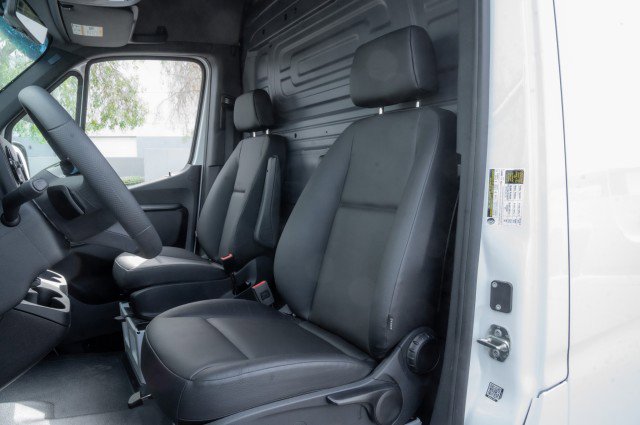 New 2025 Mercedes-Benz Sprinter 2500 image 14