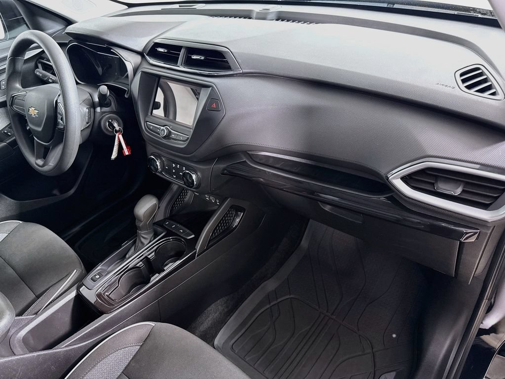 Used 2023 Chevrolet TrailBlazer LS w/ LPO, Blackout Package FWD image 26