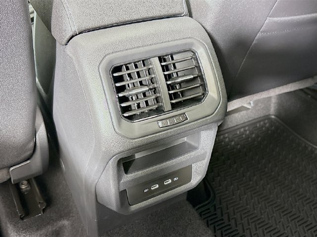 New 2026 Volkswagen Taos SEL AWD/4WD image 26