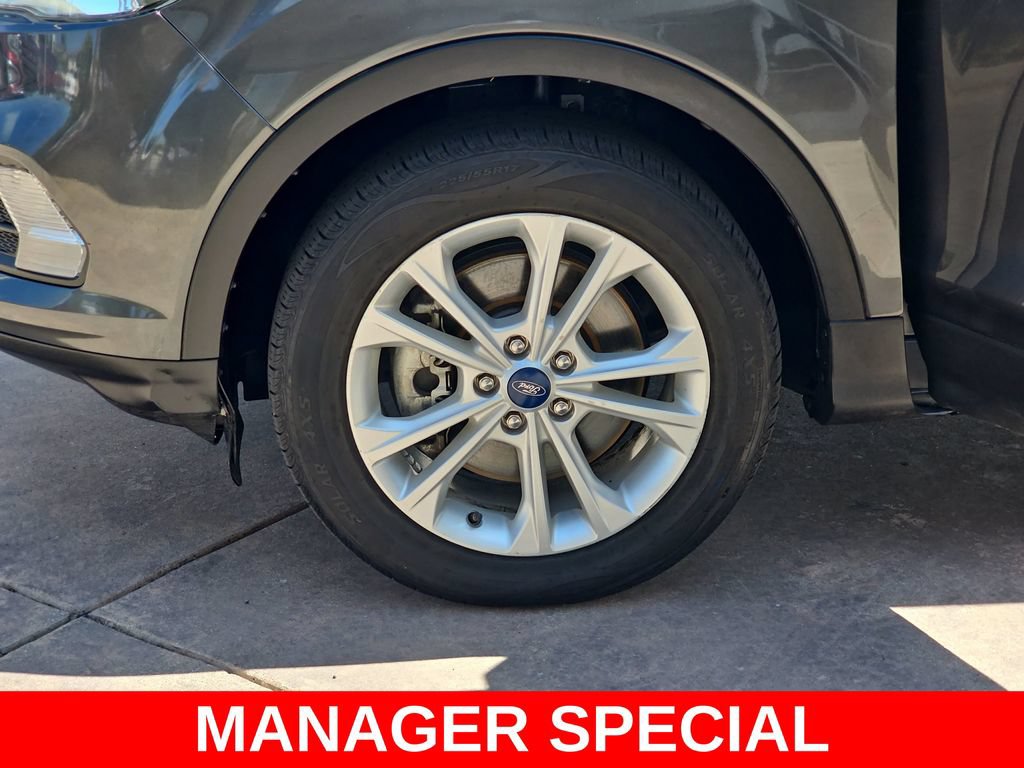 Used 2019 Ford Escape SEL AWD/4WD image 35