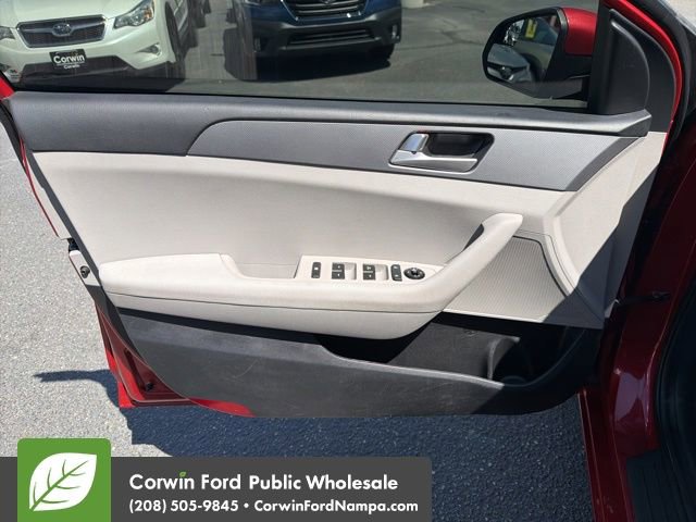 Used 2017 Hyundai Sonata SE FWD image 13