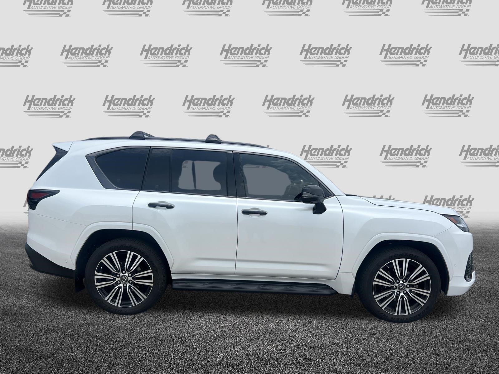 Used 2025 Lexus LX 700h Luxury w/ Appearance Package AWD/4WD image 10
