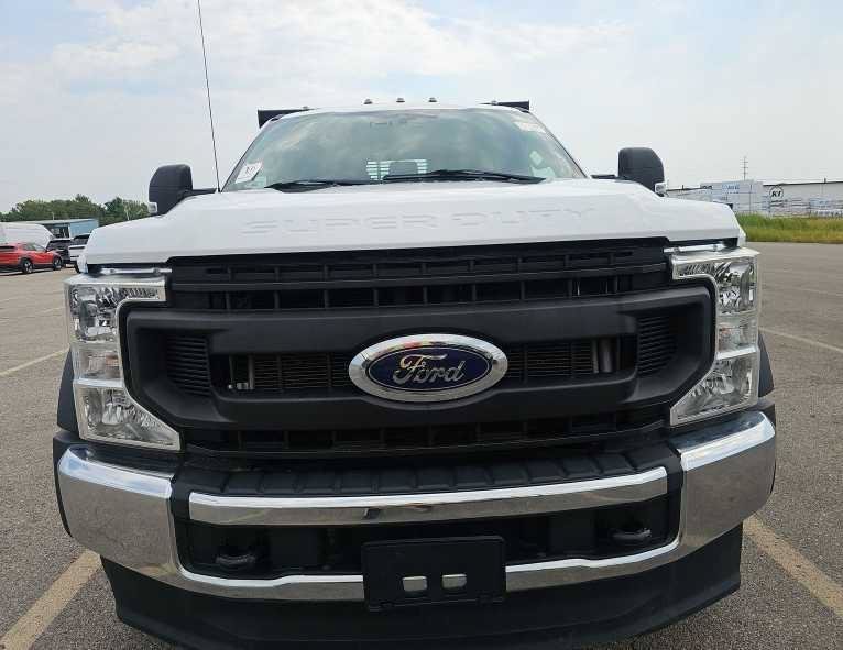 Used 2021 Ford F550 2WD Crew Cab Super Duty image 4