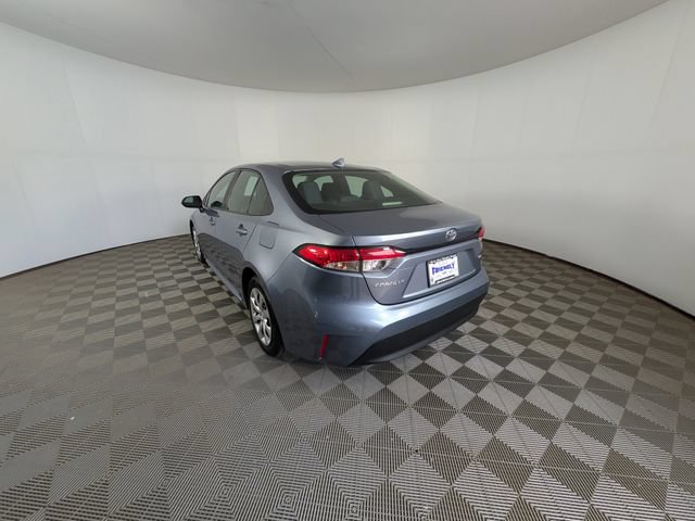 Used 2023 Toyota Corolla LE FWD image 9