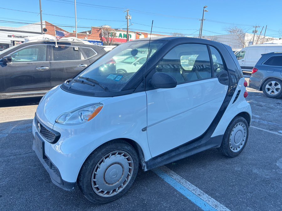 Used 2013 smart fortwo pure RWD image 8