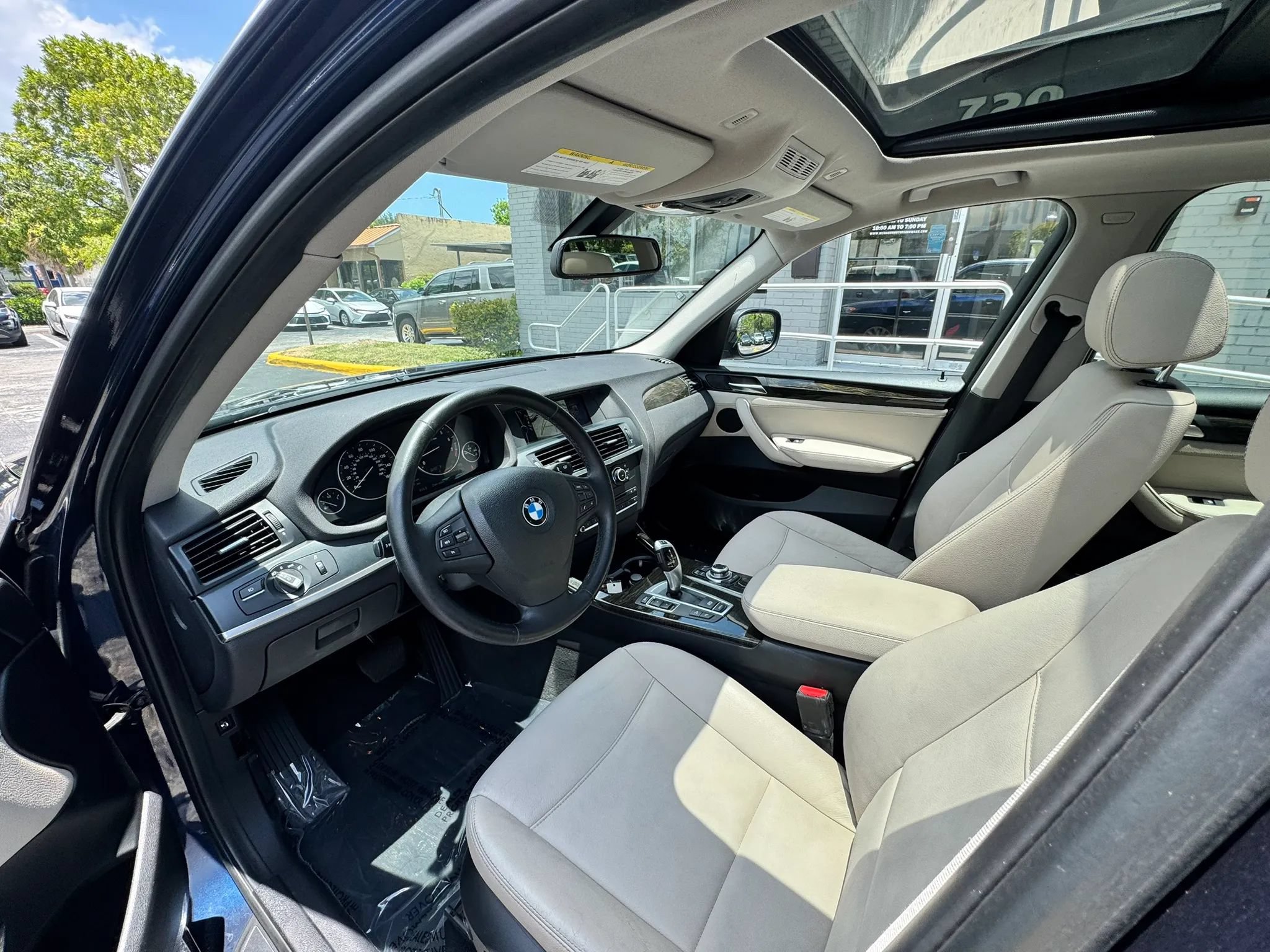 Used 2013 BMW X3 xDrive28i AWD/4WD image 11