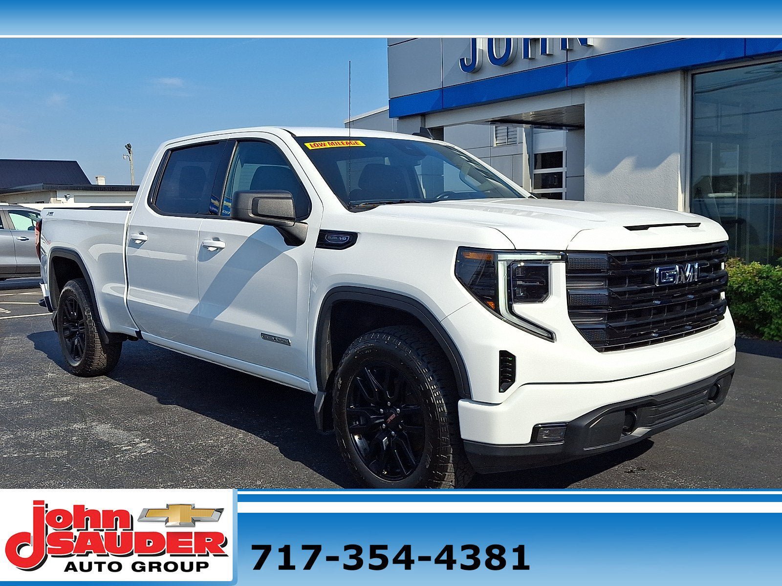 Used 2023 GMC Sierra 1500 Elevation w/ LPO, Elevation Black Package AWD/4WD image 1