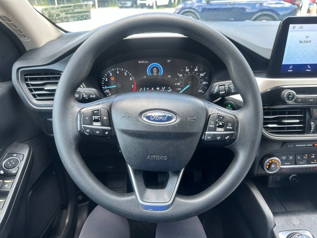 Used 2020 Ford Escape SE FWD image 16