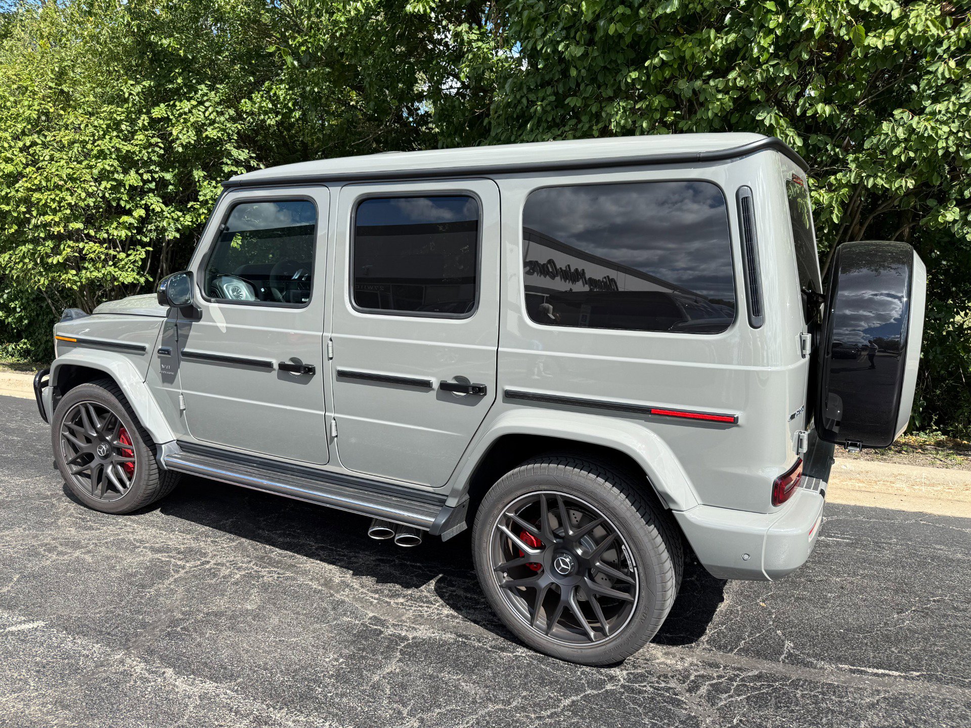 Used 2025 Mercedes-Benz G 63 AMG 4MATIC image 2