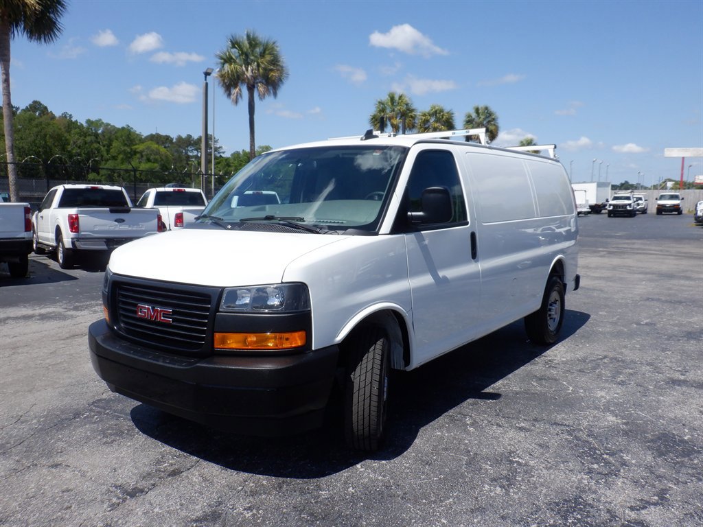 Used 2023 GMC Savana 2500 w/ Driver Convenience Package image 21