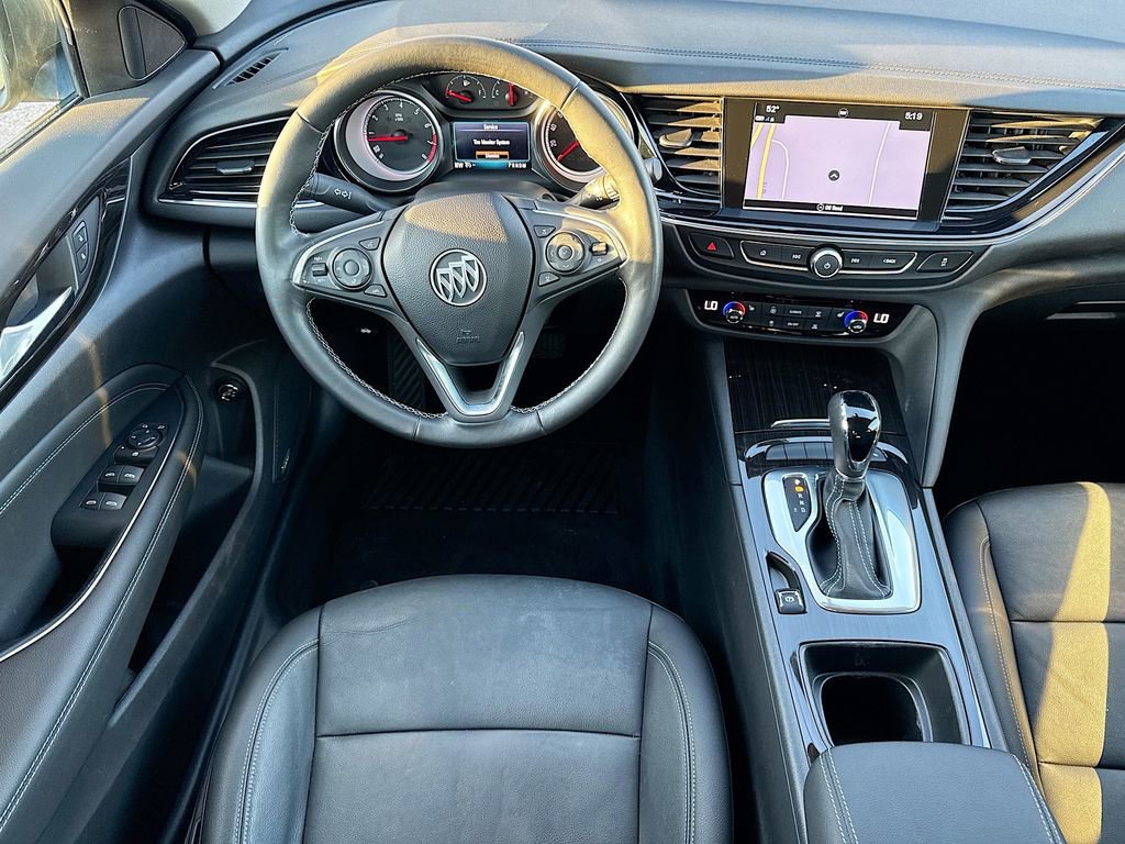 Used 2018 Buick Regal Essence w/ Driver Confidence Package #1 image 29