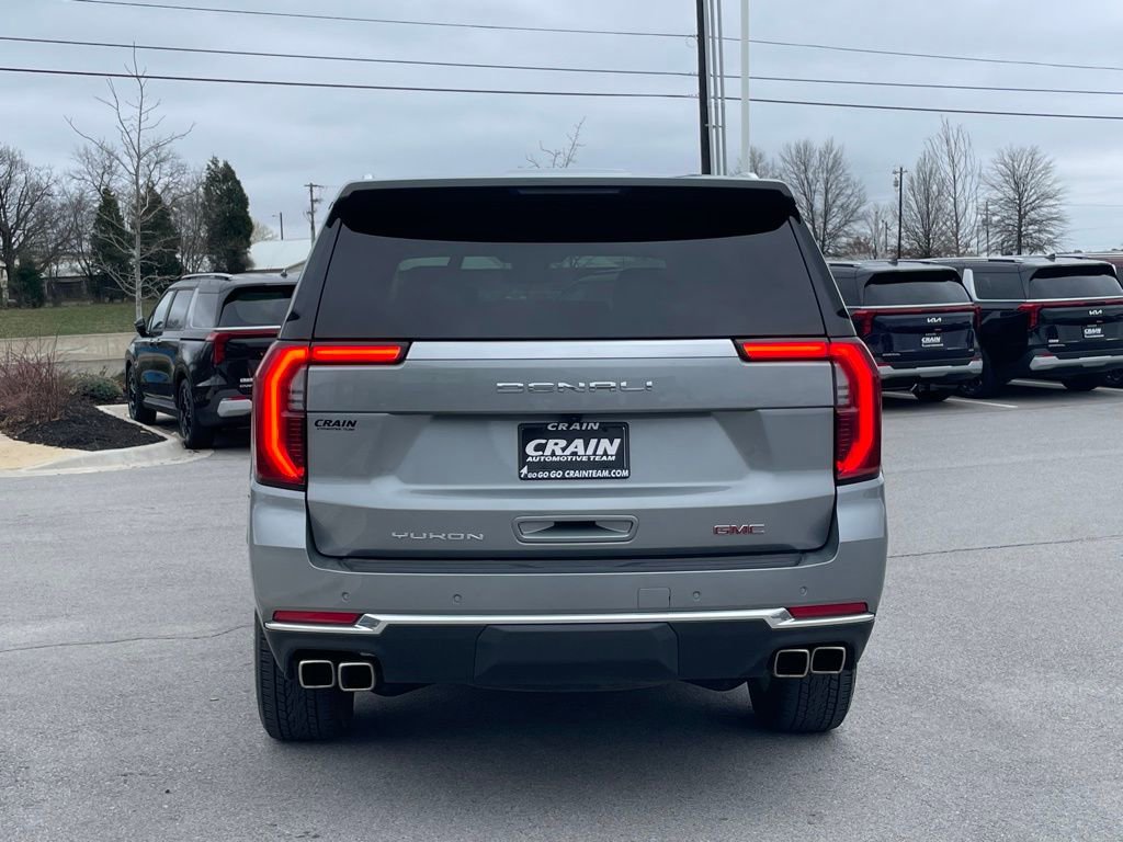 Used 2025 GMC Yukon Denali image 6