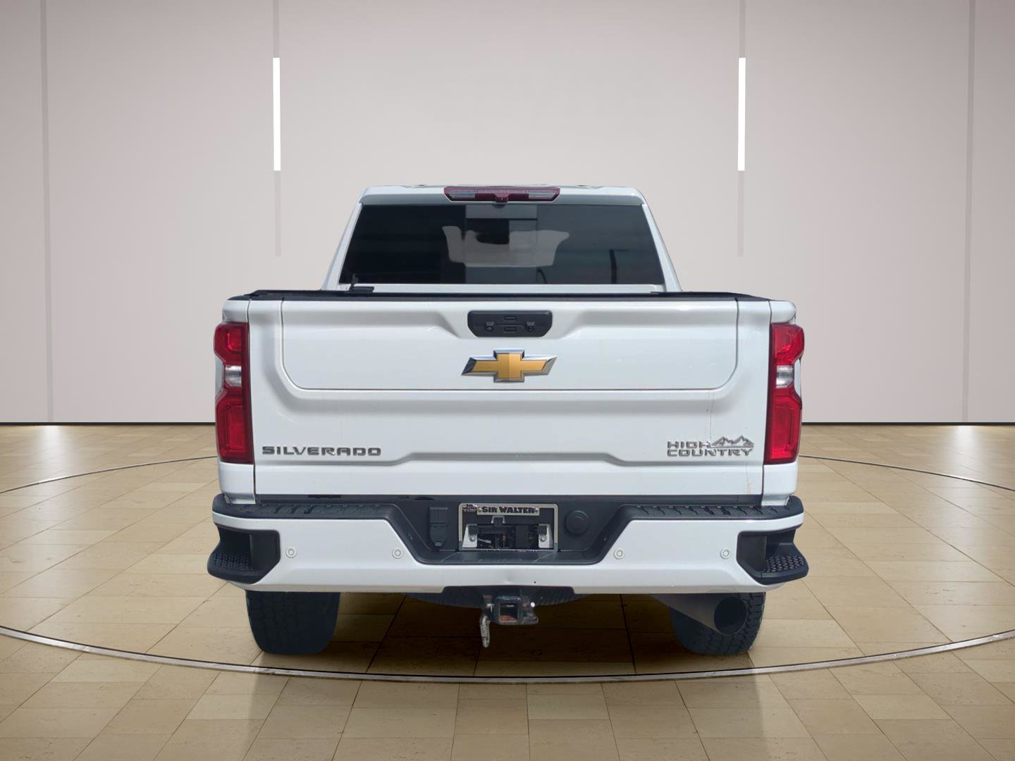 Used 2023 Chevrolet Silverado 2500 High Country w/ Safety Package II AWD/4WD image 7