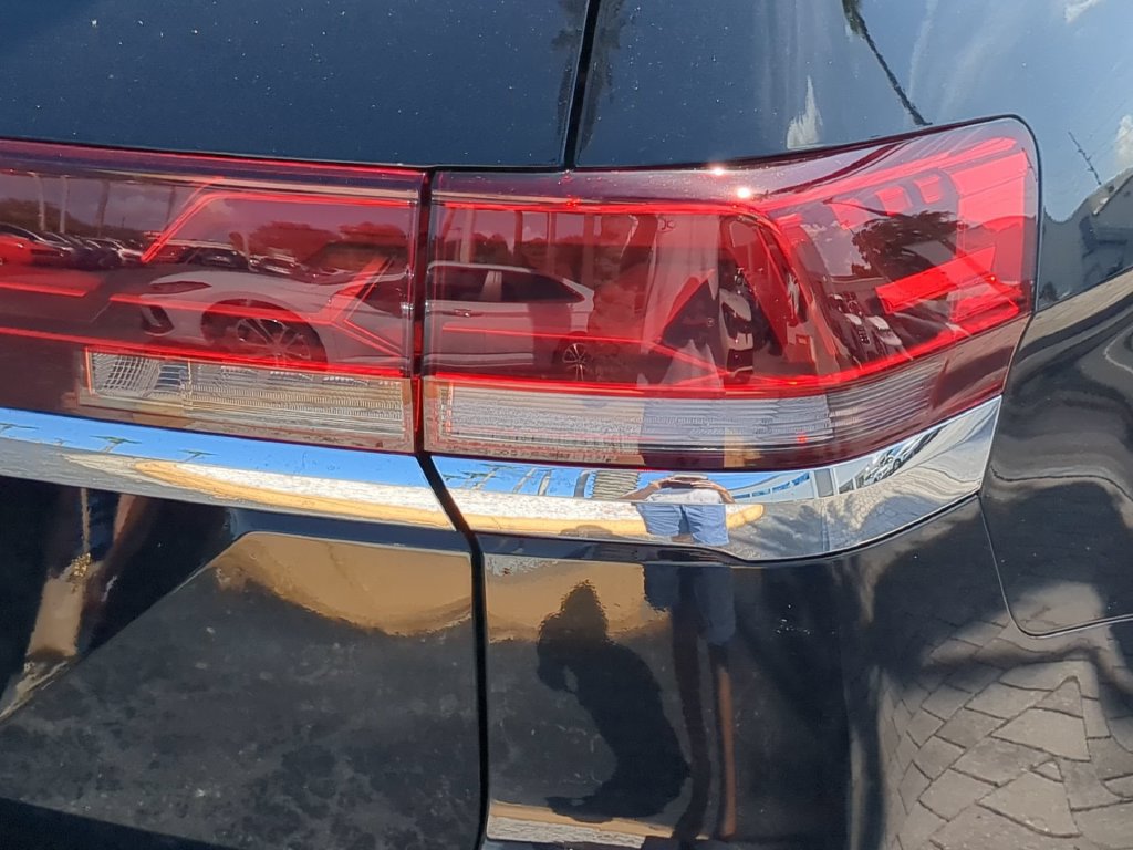 New 2026 Volkswagen Atlas SE FWD image 8