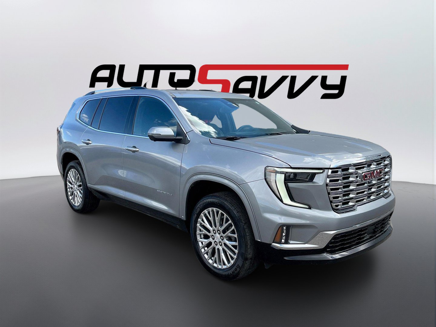 Used 2024 GMC Acadia Denali FWD image 1