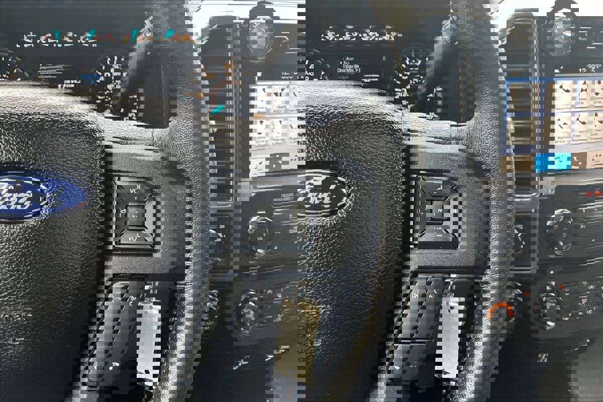 Used 2018 Ford F150 XLT w/ Equipment Group 302A Luxury image 13