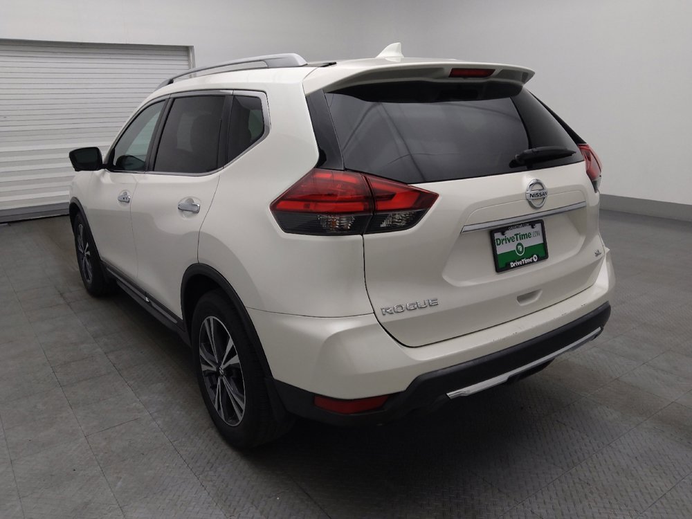 Used 2017 Nissan Rogue SL image 5