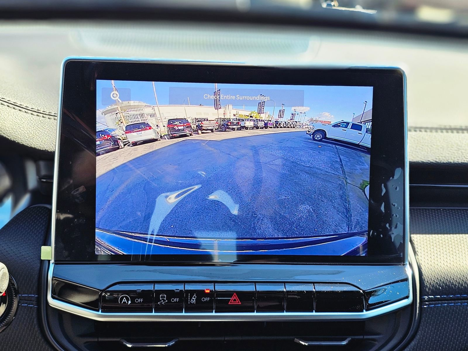 New 2026 Jeep Compass Latitude image 12