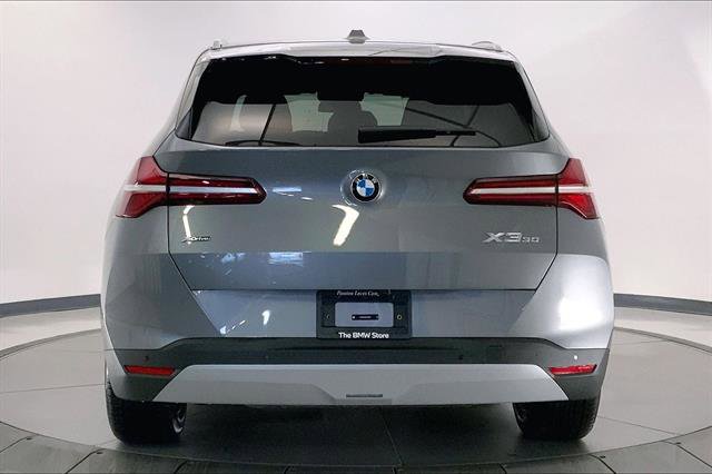 New 2026 BMW X3 xDrive30 w/ Premium Package image 3