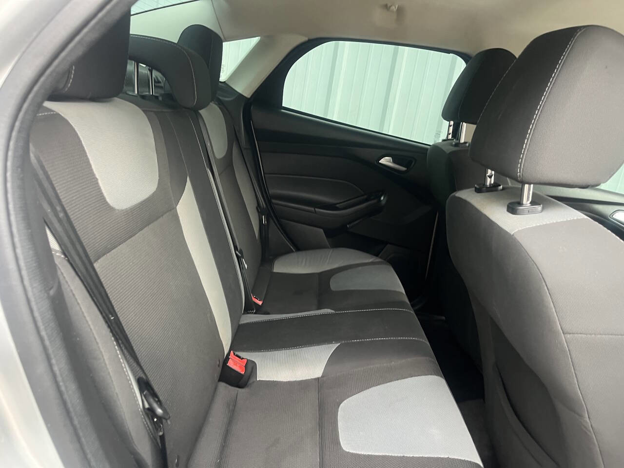 Used 2014 Ford Focus SE w/ SE Sport Package image 14